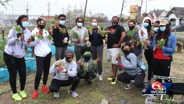 xula students at Gumbo Garden 